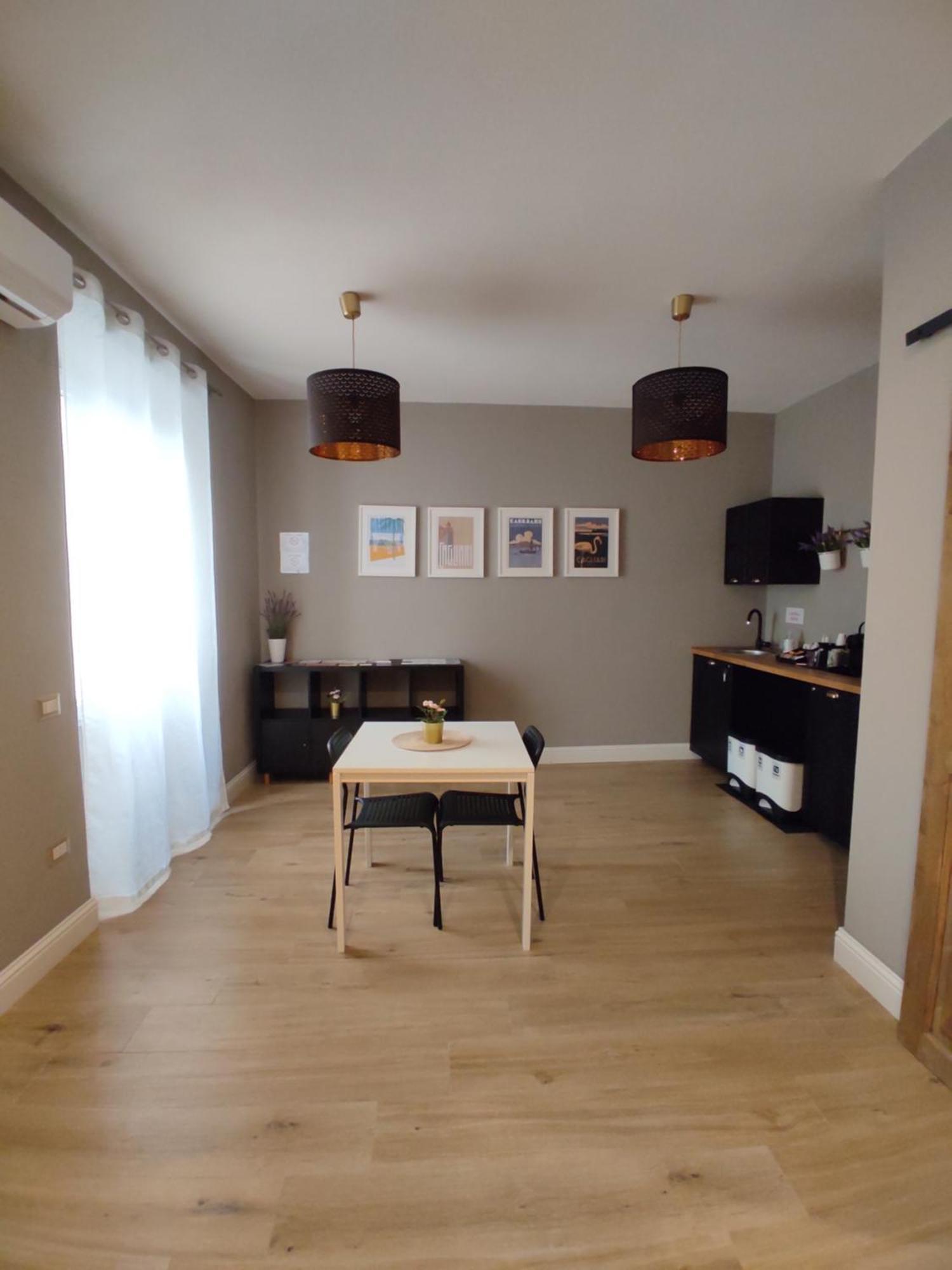 Manno Rooms Affittacamere Cagliari Kültér fotó